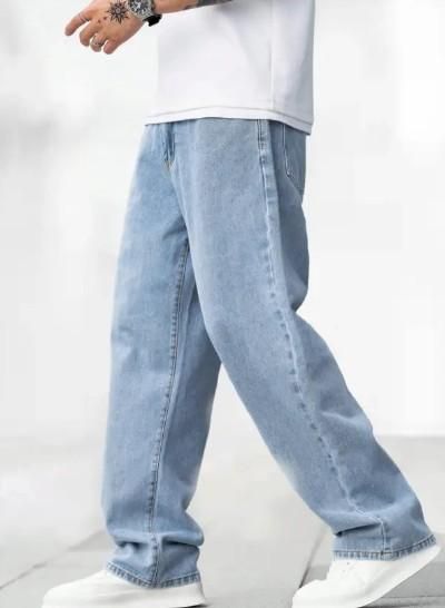 Men's Loose Fit Mid Rise Light Blue Jeans.